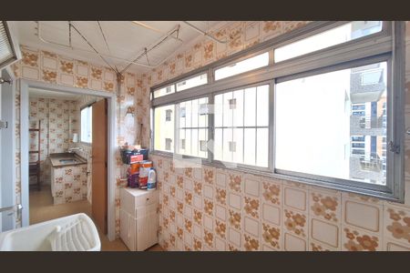 Apartamento à venda com 101m², 3 quartos e 2 vagas Apartamento à venda com 101m², 3 quartos e 2 vagasÁrea de Serviço