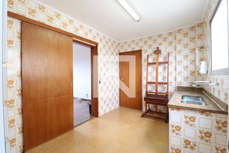 Apartamento à venda com 101m², 3 quartos e 2 vagasCozinha