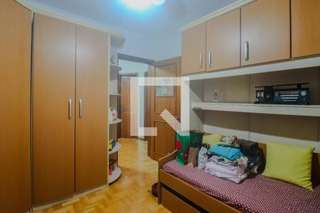 Casa à venda com 320m², 3 quartos e 4 vagas Casa à venda com 320m², 3 quartos e 4 vagasQuarto 1