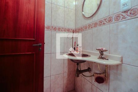 Casa à venda com 320m², 3 quartos e 4 vagas Casa à venda com 320m², 3 quartos e 4 vagasLavabo