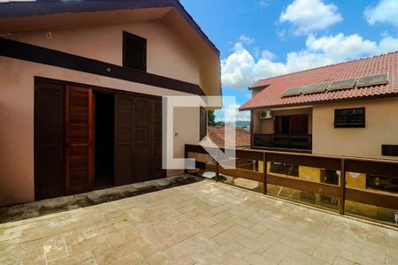 Casa à venda com 320m², 3 quartos e 4 vagas Casa à venda com 320m², 3 quartos e 4 vagasÁrea comum