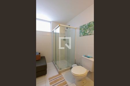 Casa à venda com 250m², 5 quartos e 2 vagas Casa à venda com 250m², 5 quartos e 2 vagasBanheiro Quarto 2 suíte