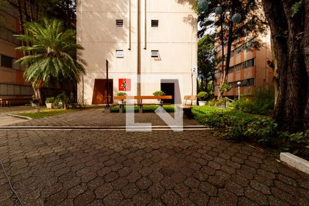 Apartamento à venda com 57m², 2 quartos e sem vagaÁrea comum