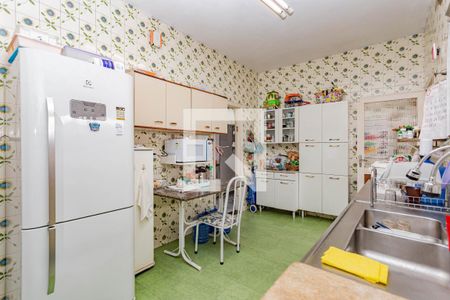 Casa à venda com 300m², 3 quartos e 4 vagas Casa à venda com 300m², 3 quartos e 4 vagasCozinha