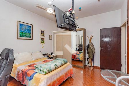 Casa à venda com 300m², 3 quartos e 4 vagas Casa à venda com 300m², 3 quartos e 4 vagasSuíte 2