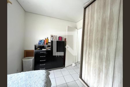Casa à venda com 103m², 2 quartos e 2 vagas Casa à venda com 103m², 2 quartos e 2 vagasQuarto 2