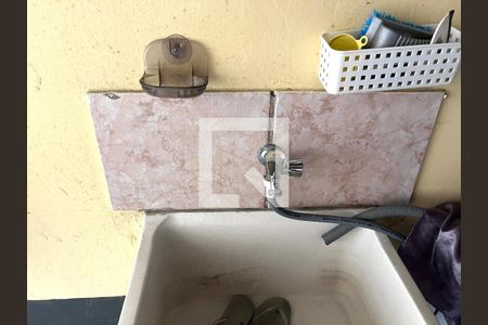 Casa à venda com 103m², 2 quartos e 2 vagas Casa à venda com 103m², 2 quartos e 2 vagasÁrea de Serviço