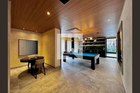 Apartamento à venda com 137m², 3 quartos e 2 vagasSalão de Jogos 