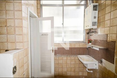 Apartamento à venda com 82m², 2 quartos e sem vaga Apartamento à venda com 82m², 2 quartos e sem vagaÁrea de Serviço