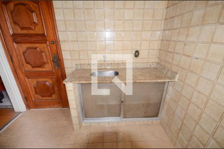 Apartamento à venda com 82m², 2 quartos e sem vaga Apartamento à venda com 82m², 2 quartos e sem vagaCozinha