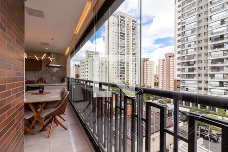 Apartamento à venda com 70m², 2 quartos e 2 vagasVaranda