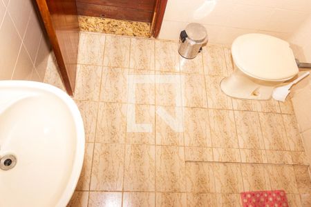 Casa à venda com 250m², 4 quartos e 2 vagasBanheiro