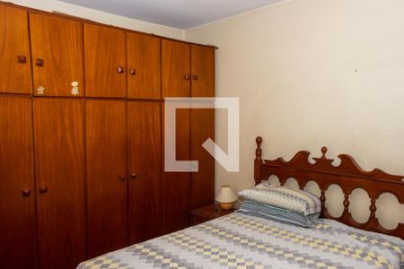 Casa à venda com 250m², 4 quartos e 2 vagasSuíte 1