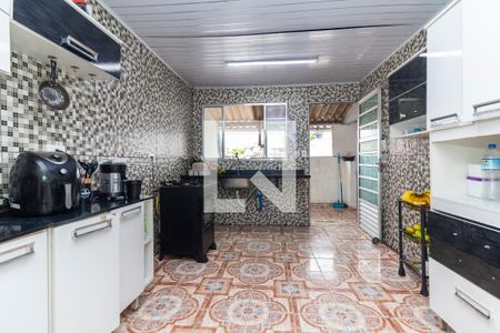 Casa à venda com 200m², 7 quartos e sem vaga Casa à venda com 200m², 7 quartos e sem vagaCasa 3 - Cozinha