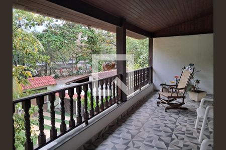 Casa de condomínio à venda com 550m², 5 quartos e 2 vagas