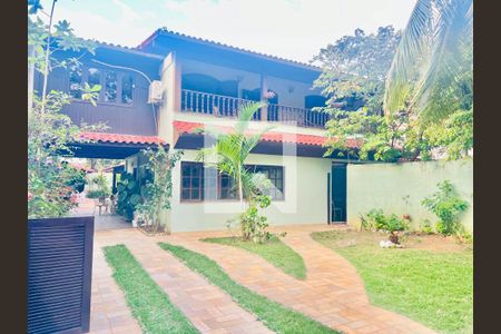 Casa de condomínio à venda com 550m², 5 quartos e 2 vagas