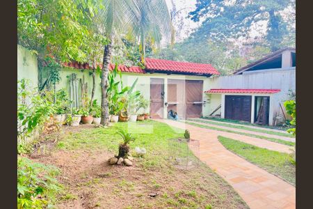 Casa de condomínio à venda com 550m², 5 quartos e 2 vagas