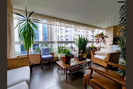 Apartamento à venda com 188m², 3 quartos e 3 vagas Apartamento à venda com 188m², 3 quartos e 3 vagasFoto 01