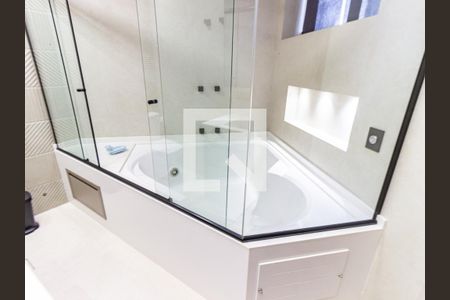 Apartamento à venda com 167m², 3 quartos e 2 vagasBanheiro da Suíte