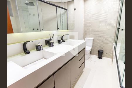 Apartamento à venda com 167m², 3 quartos e 2 vagasBanheiro da Suíte