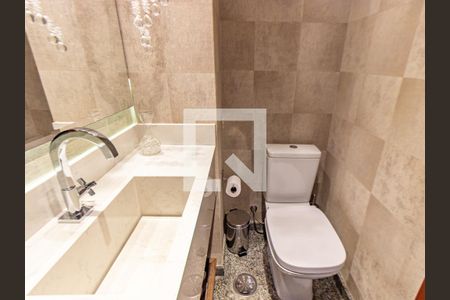 Apartamento à venda com 167m², 3 quartos e 2 vagasLavabo