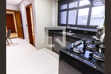 Apartamento à venda com 167m², 3 quartos e 2 vagasCozinha