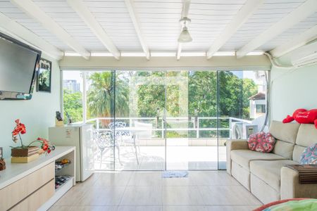 Casa de condomínio à venda com 132m², 2 quartos e 1 vagaSala 2