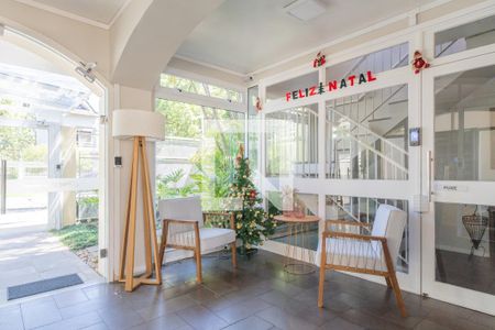 Casa de condomínio à venda com 132m², 2 quartos e 1 vagaHall social