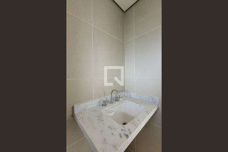 Apartamento à venda com 87m², 2 quartos e 2 vagas Apartamento à venda com 87m², 2 quartos e 2 vagasBanheiro da suíte