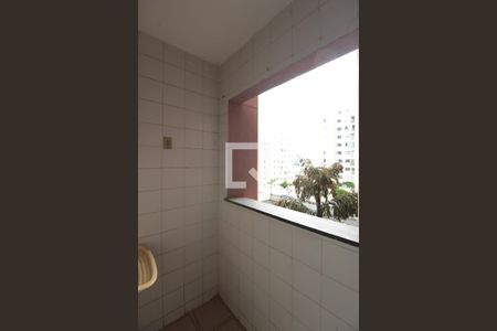 Apartamento para alugar com 79m², 3 quartos e 1 vagaÁrea de Serviço