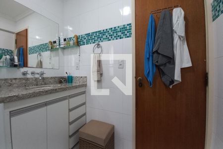 Apartamento à venda com 190m², 4 quartos e 2 vagasBanheiro da Suíte