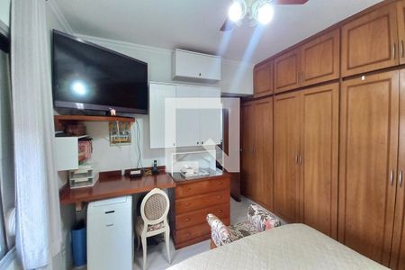 Apartamento à venda com 190m², 4 quartos e 2 vagasQuarto 4 - Suíte