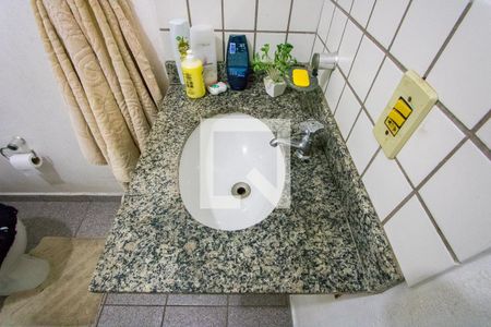 Apartamento à venda com 60m², 3 quartos e 1 vaga Apartamento à venda com 60m², 3 quartos e 1 vagaBanheiro