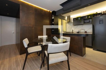 Sala de apartamento para alugar com 2 quartos, 76m² em Vila da Serra, Belo Horizonte