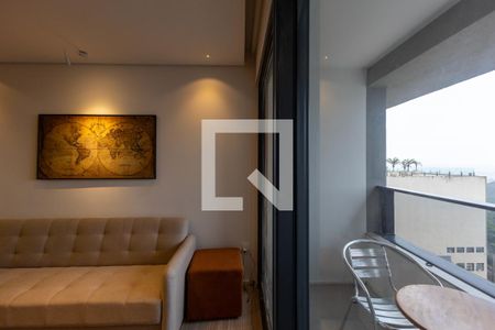 Sala de apartamento para alugar com 2 quartos, 76m² em Vila da Serra, Belo Horizonte