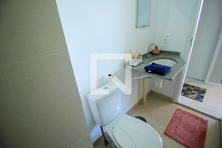 Apartamento à venda com 59m², 2 quartos e 1 vaga Apartamento à venda com 59m², 2 quartos e 1 vagaBanheiro