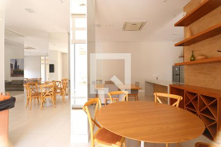 Apartamento à venda com 92m², 2 quartos e 1 vagaÁrea comum - Salão de festas