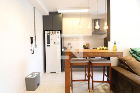 Apartamento à venda com 92m², 2 quartos e 1 vagaCozinha e Área de Serviço