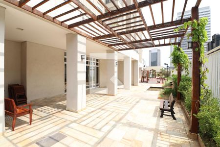 Apartamento à venda com 92m², 2 quartos e 1 vagaÁrea comum