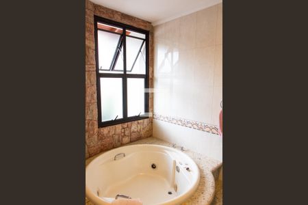 Casa de condomínio à venda com 480m², 3 quartos e 1 vagaBanheiro Quarto 1