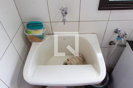 Casa de condomínio à venda com 480m², 3 quartos e 1 vagaÁrea de Serviço