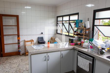 Casa de condomínio à venda com 480m², 3 quartos e 1 vagaCozinha 