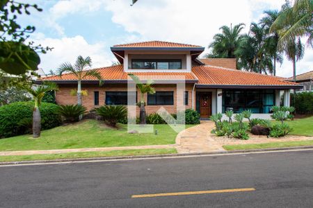Casa de condomínio à venda com 480m², 3 quartos e 1 vagaFachada