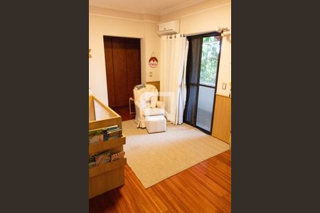 Casa de condomínio à venda com 480m², 3 quartos e 1 vagaQuarto 2