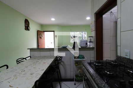 Apartamento à venda com 120m², 3 quartos e 2 vagasCozinha