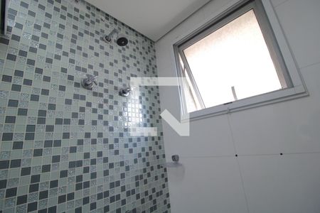 Apartamento à venda com 136m², 4 quartos e 2 vagasBanheiro do Quarto 2