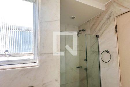 Apartamento à venda com 116m², 3 quartos e 1 vaga Apartamento à venda com 116m², 3 quartos e 1 vagaBanheiro Social
