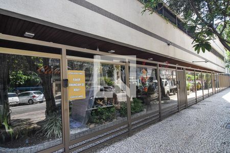 Apartamento à venda com 166m², 4 quartos e 1 vagaEntrada