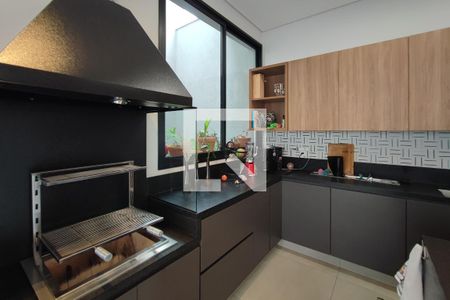 Casa de condomínio à venda com 290m², 3 quartos e 4 vagas Casa de condomínio à venda com 290m², 3 quartos e 4 vagasCozinha