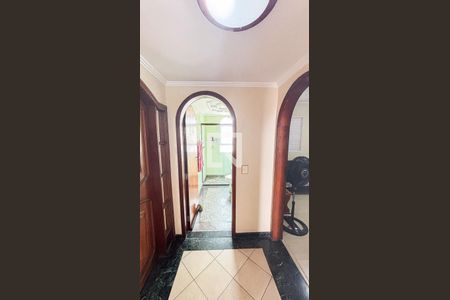 Apartamento à venda com 129m², 2 quartos e 2 vagas Apartamento à venda com 129m², 2 quartos e 2 vagasCorredor